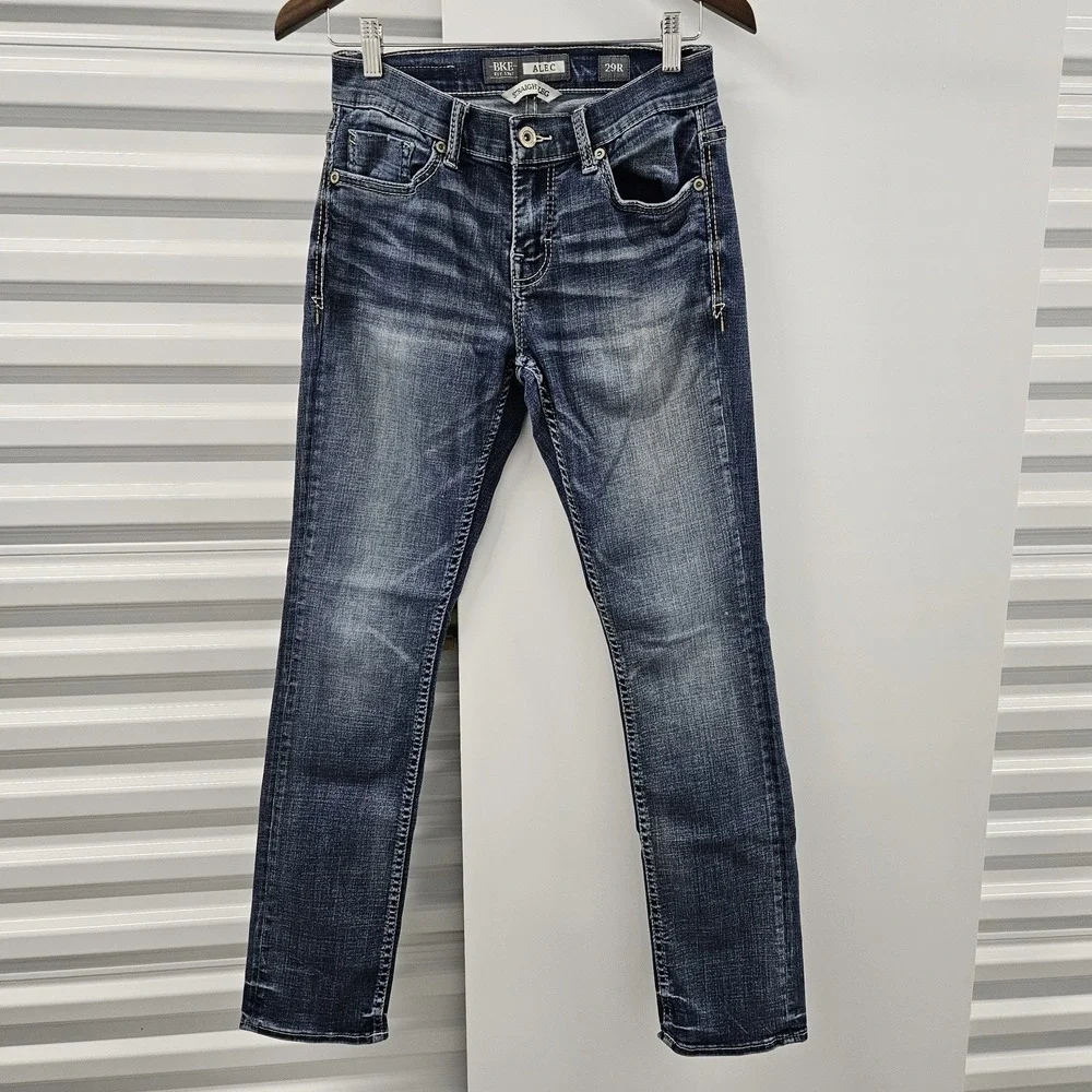 BKE Alec Straight Leg Jeans Mens 28x30 Medium Wash Stretch Denim Buckle